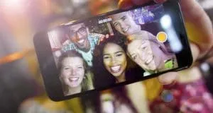 usos del selfie en la iglesia