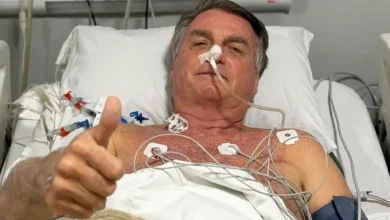 Michelle Bolsonaro dice: “A Deus toda glória” tras la operación de su esposo entreCristianos Michelle Bolsonaro dice: “A Deus toda glória” tras la operación de su esposo