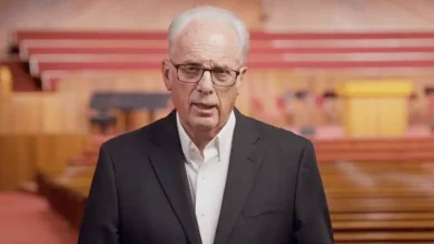 John MacArthur reaparece y dice estar listo para volver al púlpito