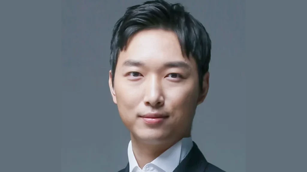 YoungHoon Kim, el más inteligente cree en Jesús