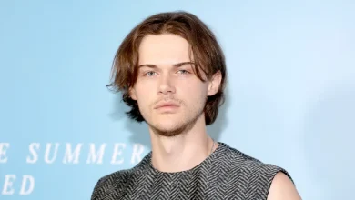 El actor Christopher Briney proclama: "Jesús quiere todo de ti" entreCristianos El actor Christopher Briney proclama: "Jesús quiere todo de ti"