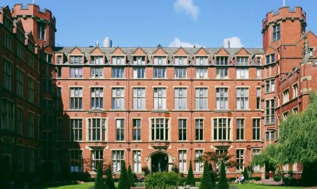Universidad británica señala que la Biblia es violenta entreCristianos Universidad británica señala que la Biblia es violenta