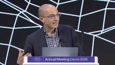 Yuval Harari alerta sobre la IA y su impacto en la religión entreCristianos Yuval Harari alerta sobre la IA y su impacto en la religión